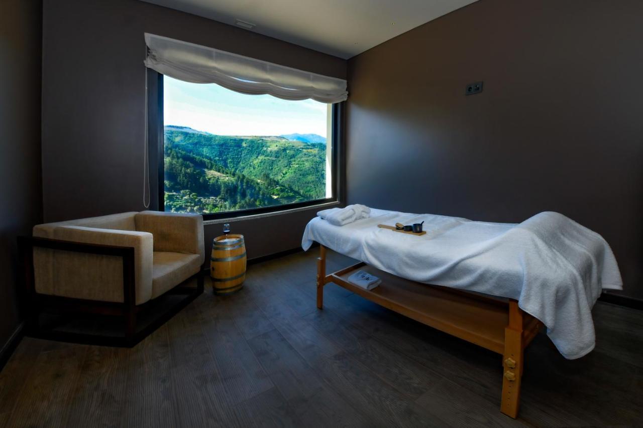 Mw Douro Wine & Spa Santa Marta de Penaguião Exterior photo Spa treatment room