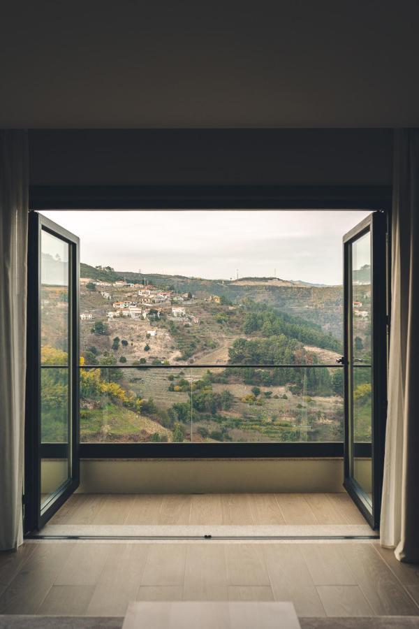 Mw Douro Wine & Spa Santa Marta de Penaguião Exterior photo View of the village from the hotel