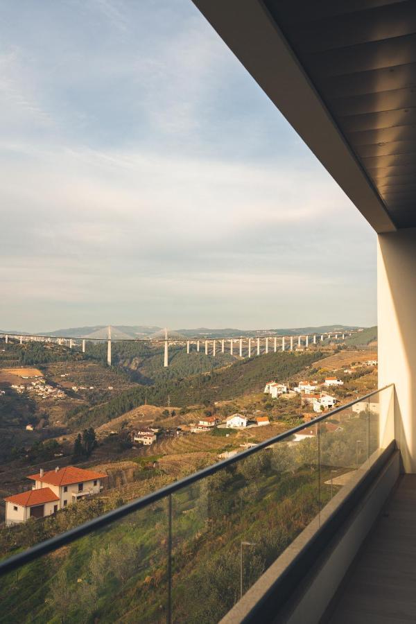 Mw Douro Wine & Spa Santa Marta de Penaguião Exterior photo The A25 motorway near Aljustrel