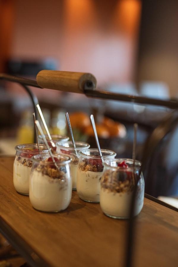 Mw Douro Wine & Spa Santa Marta de Penaguião Exterior photo Yoghurt with granola