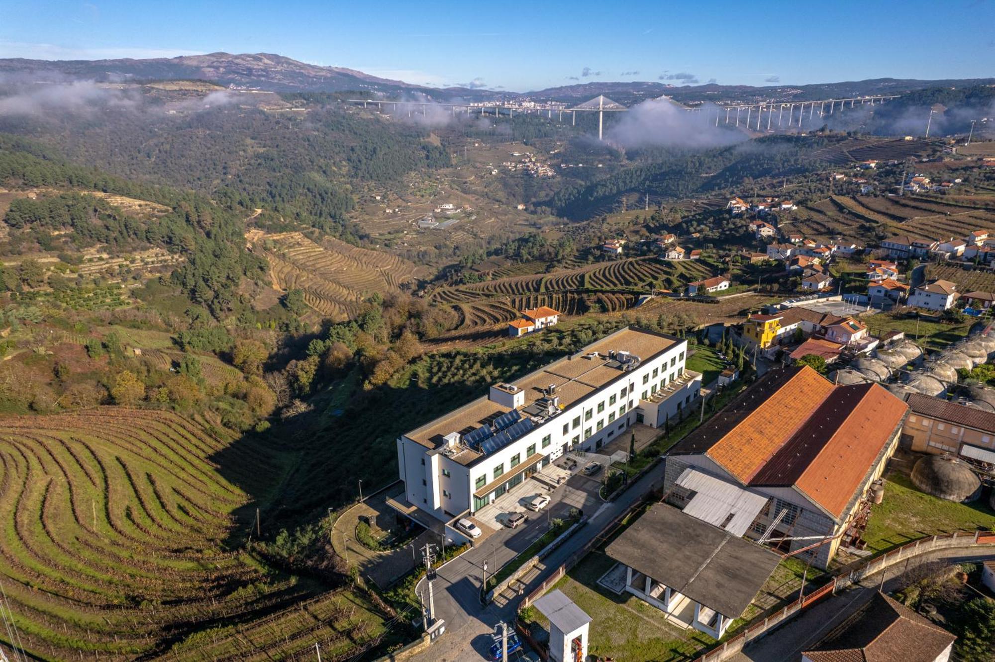 Mw Douro Wine & Spa Santa Marta de Penaguião Exterior photo Aerial view of the campus of the University of Trás-os-Montes and Alto Minho