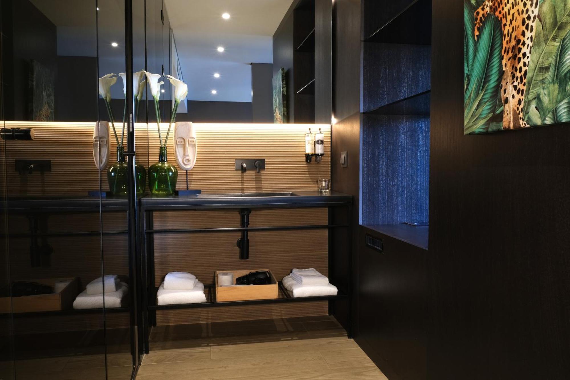 Mw Douro Wine & Spa Santa Marta de Penaguião Exterior photo Bathroom
